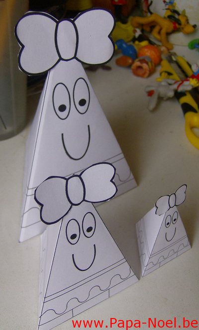 Imprimer paper toy Noël Idées décoration imprimer tailles différente avec un seul MODELE