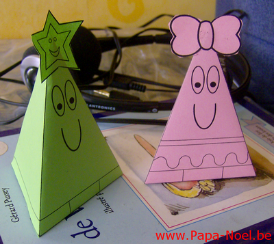 Paper toy Noel Photo de 2 paper toys images paper toys sur papier de couleur