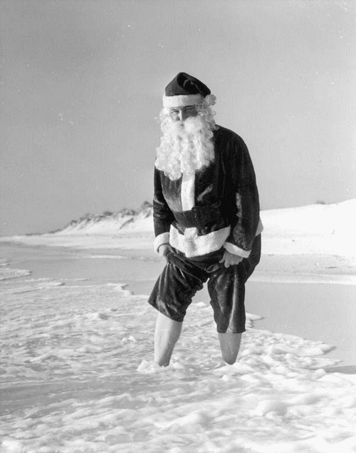 Père Noël à la plage